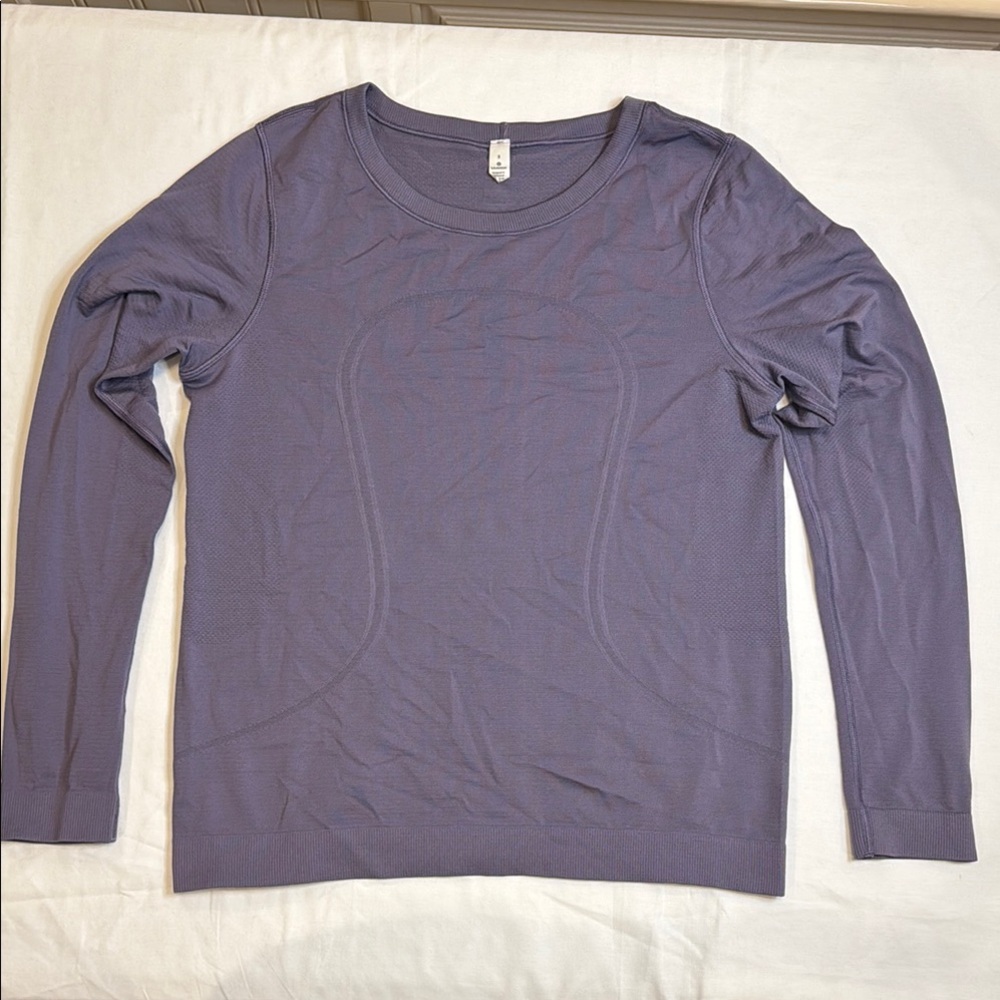 Lululemon relaxed fit swiftly tech long sleeve